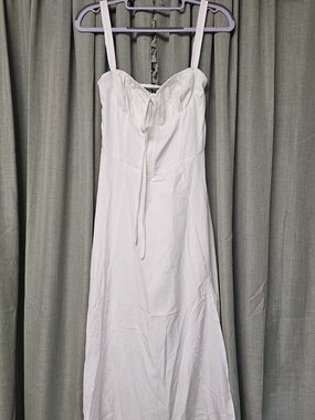 Sleeveless White Tie-Front Maxi Dress